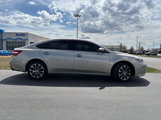 2016 Toyota Avalon
