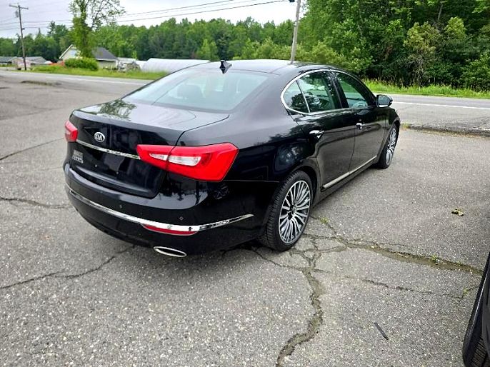 2015 Kia Cadenza