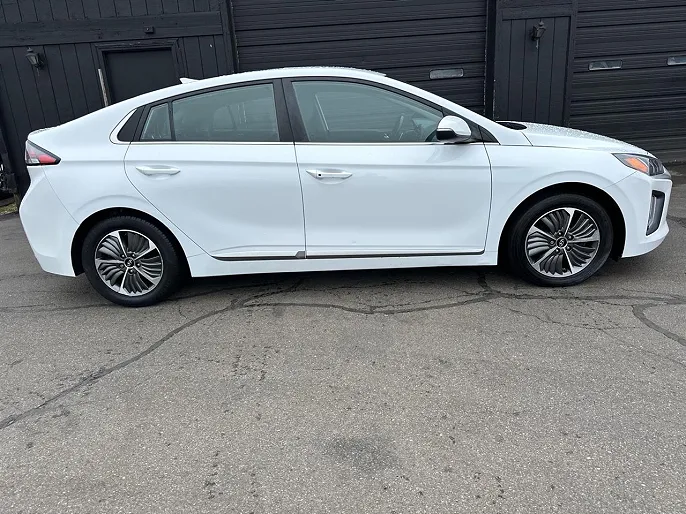 2021 Hyundai Ioniq