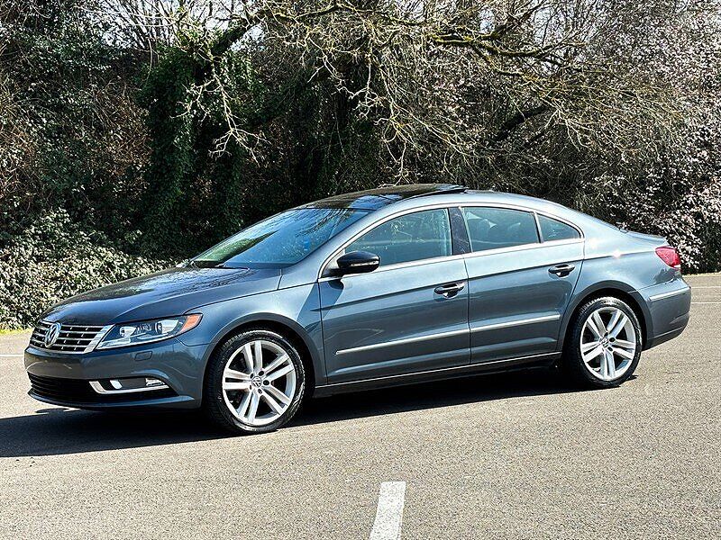 2014 Volkswagen CC Executive image 4