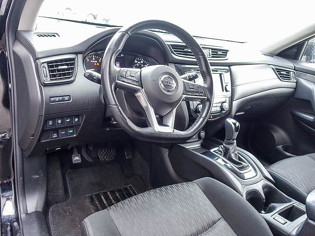 2020 Nissan Rogue