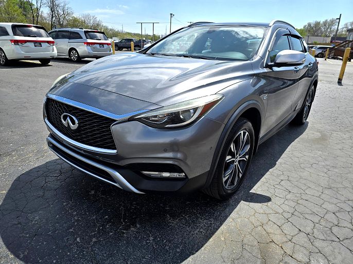 2017 Infiniti QX30