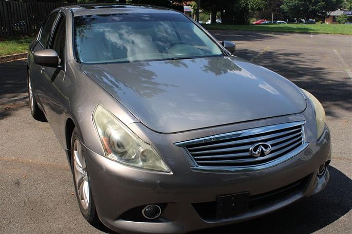 2012 Infiniti G37