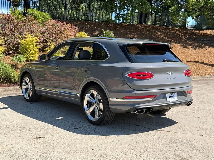 2025 Bentley Bentayga
