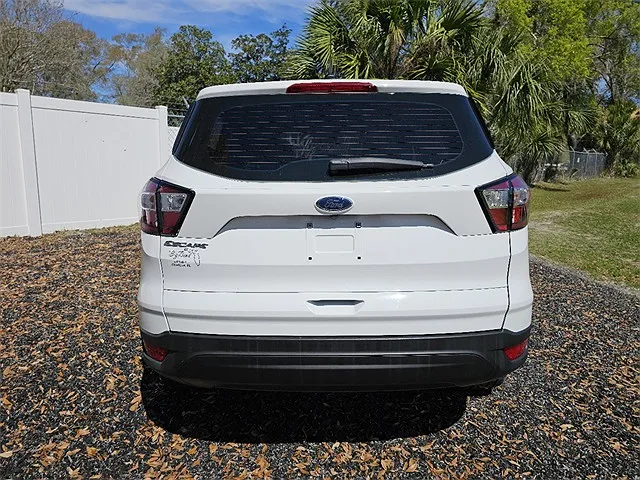 2018 Ford Escape S image 3
