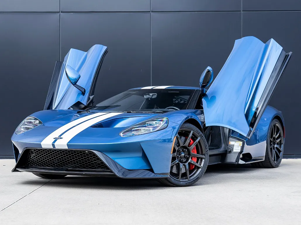 2020 Ford GT null image 1