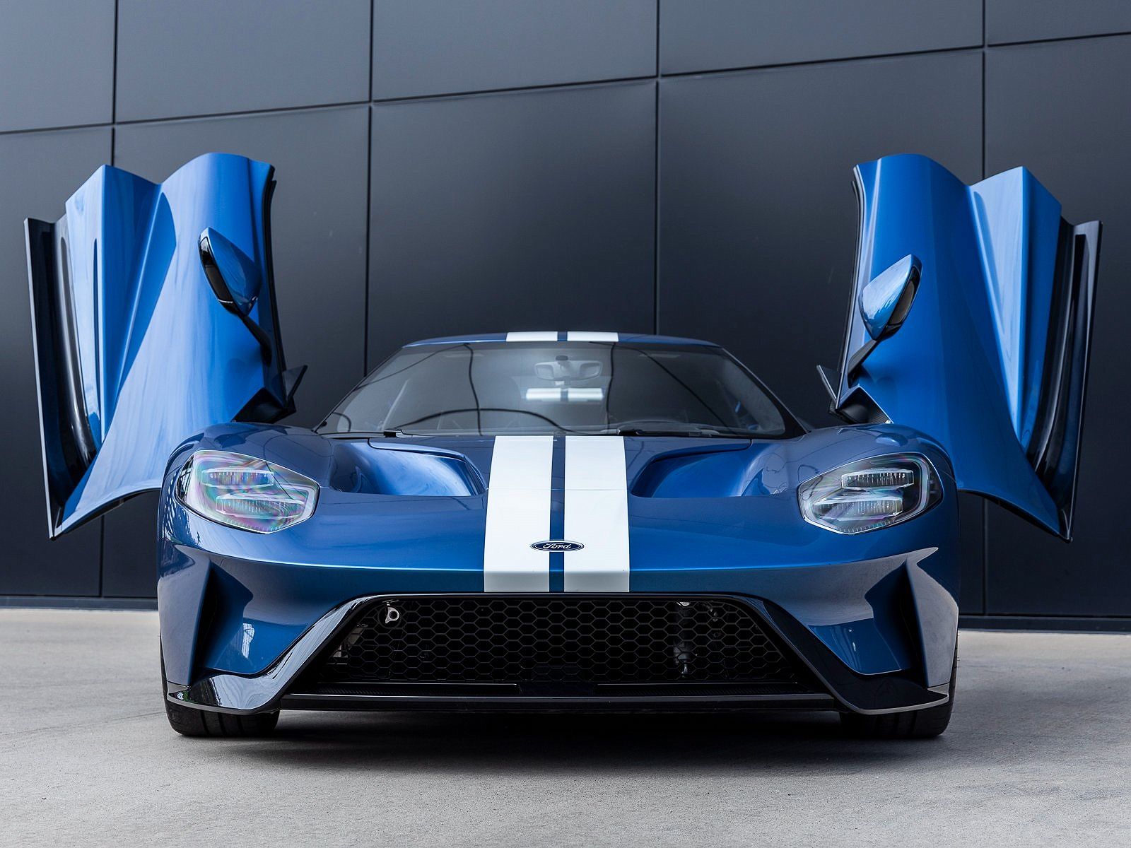 2020 Ford GT null image 5