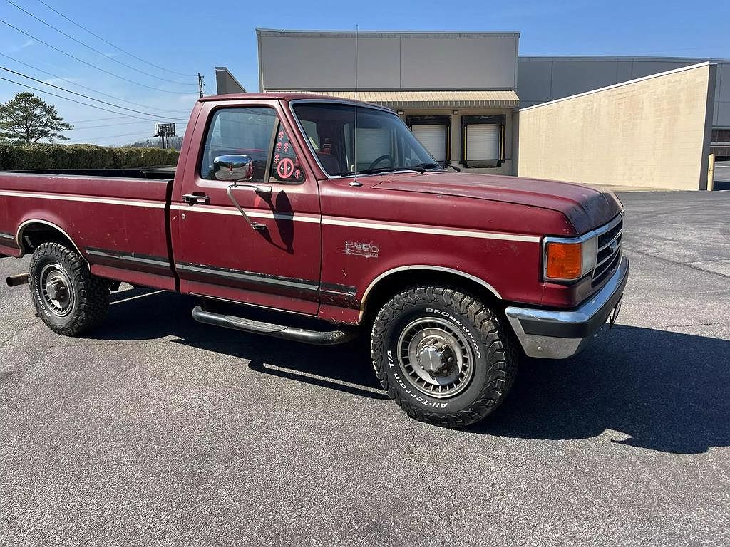 1990 Ford F-250 XL image 2