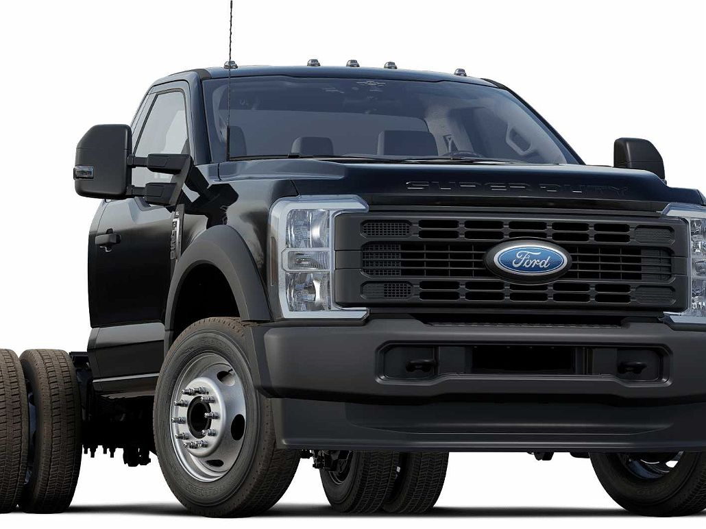 2023 Ford F-450 XL image 3