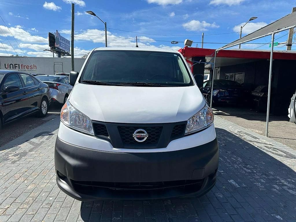 2019 Nissan NV200 S image 2