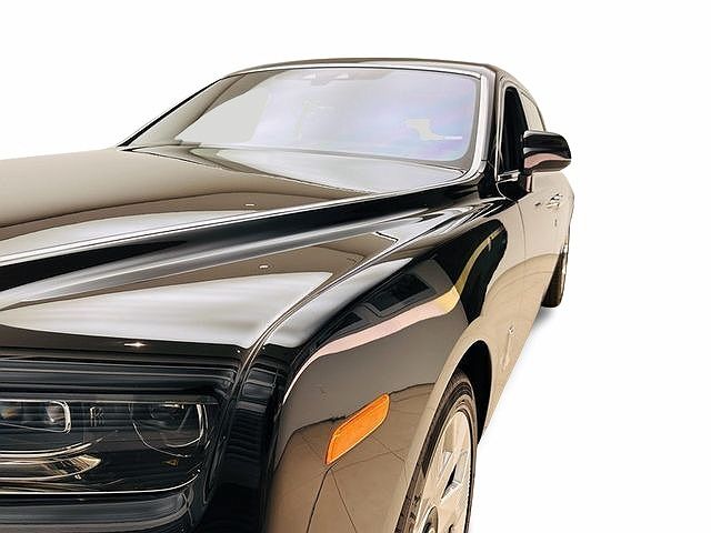 2024 Rolls-Royce Phantom EWB image 4
