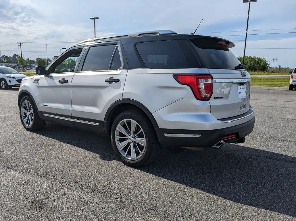 2018 Ford Explorer Limited Edition image 5