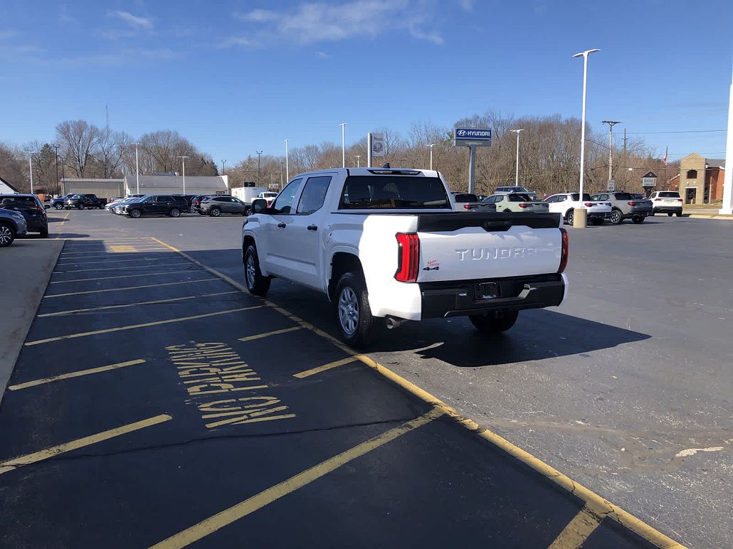 2024 Toyota Tundra SR image 2