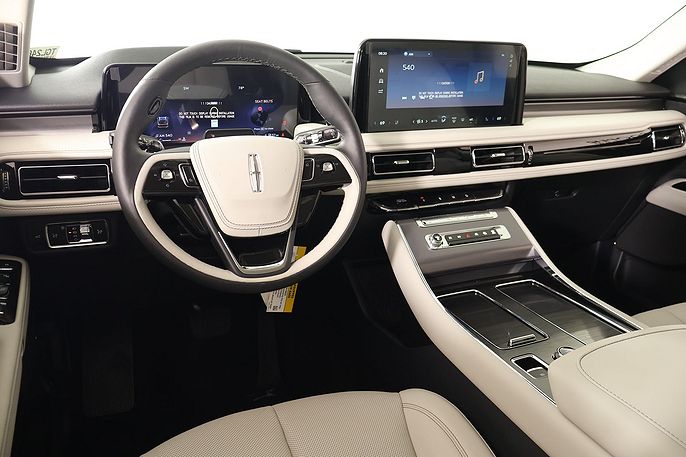 2026 Lincoln Aviator