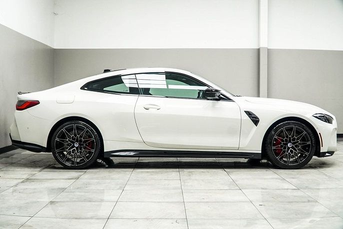 2023 BMW M4