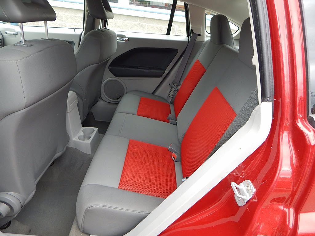 2007 Dodge Caliber R/T image 9