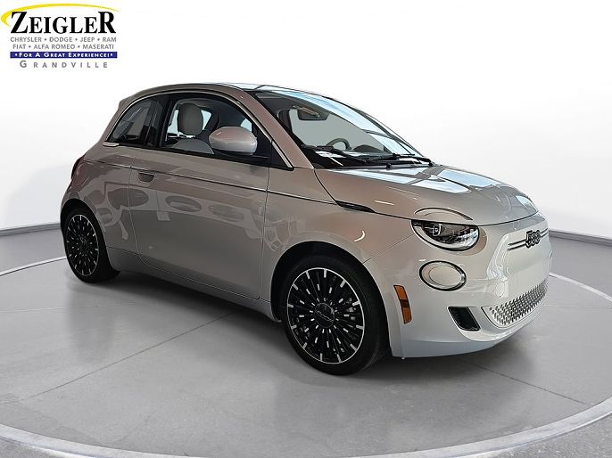 2025 Fiat 500e