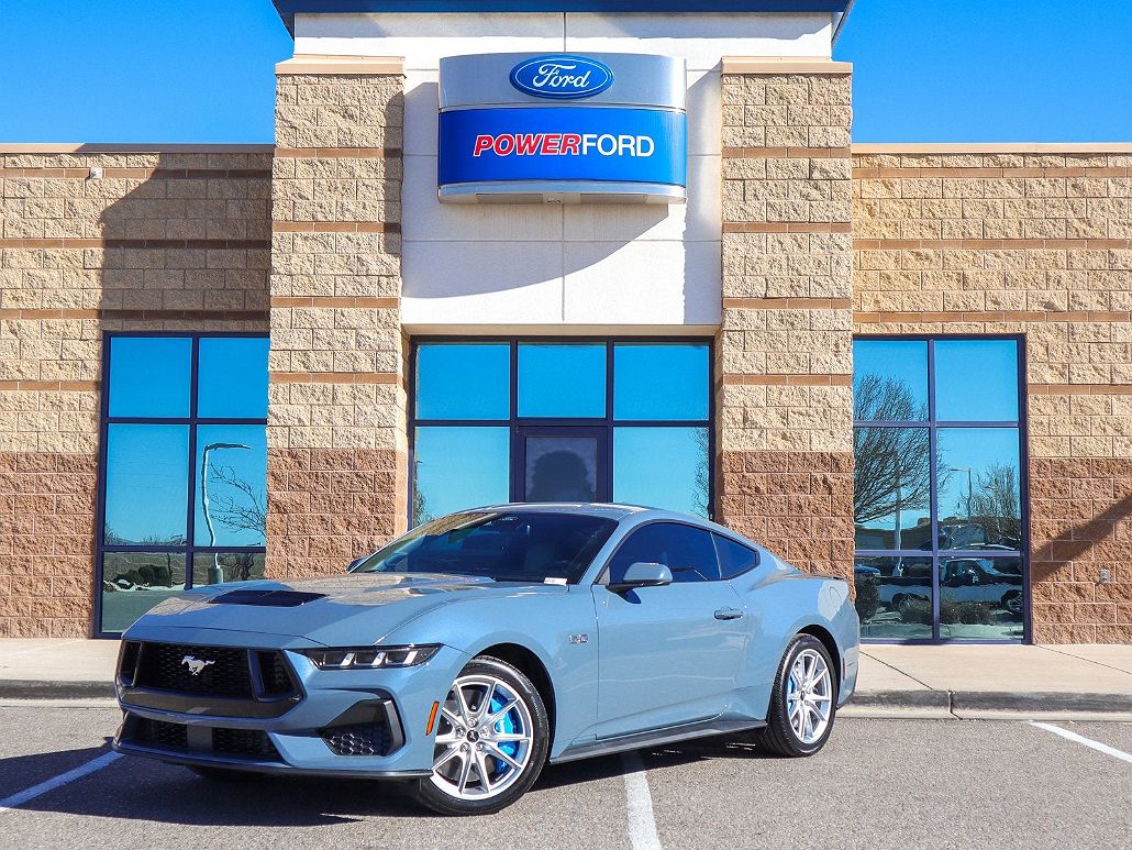 2024 Ford Mustang GT image 1