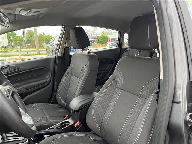 2019 Ford Fiesta SE image 10