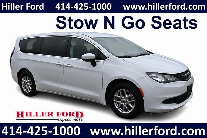 2022 Chrysler Voyager