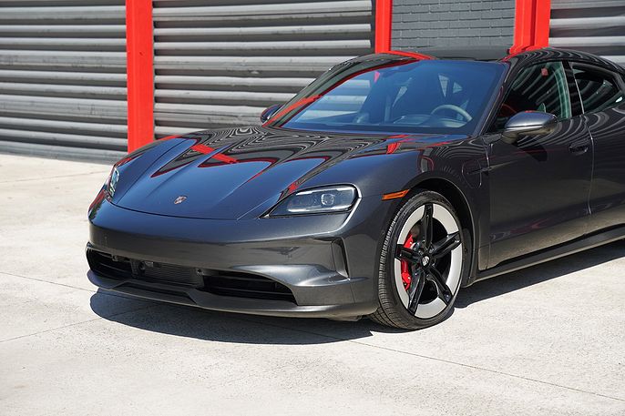 2025 Porsche Taycan