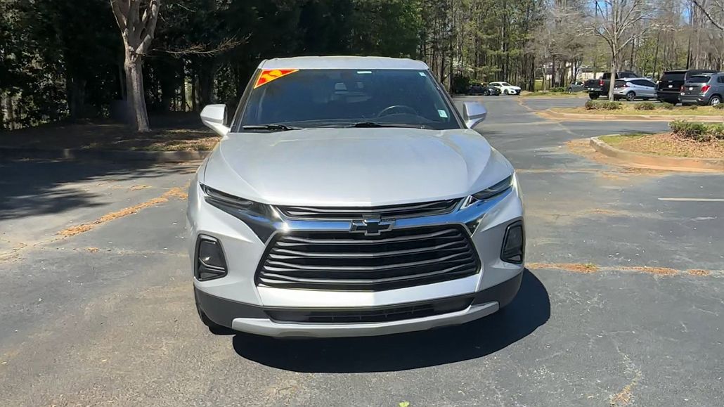 2019 Chevrolet Blazer LT1 image 2