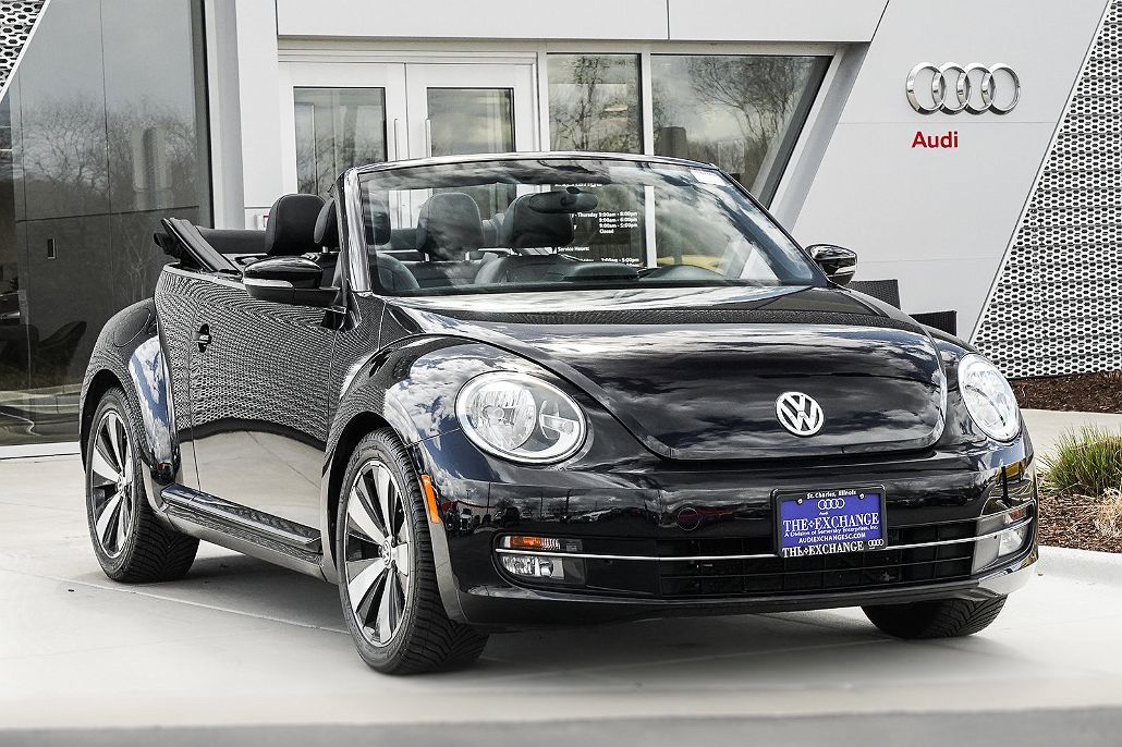 2013 Volkswagen Beetle 60s Edition image 2