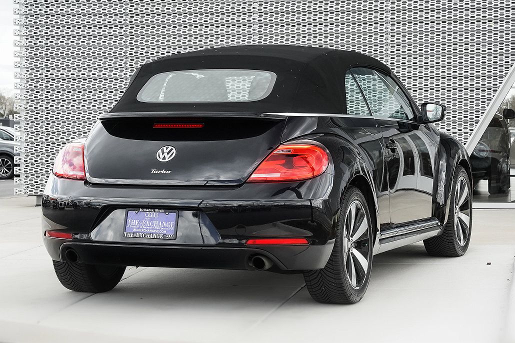 2013 Volkswagen Beetle 60s Edition image 4