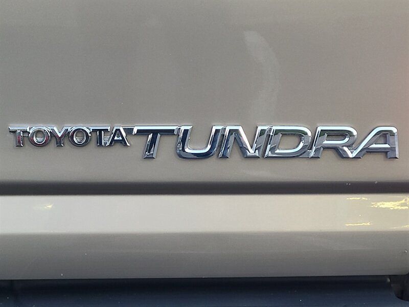2004 Toyota Tundra SR5 image 38