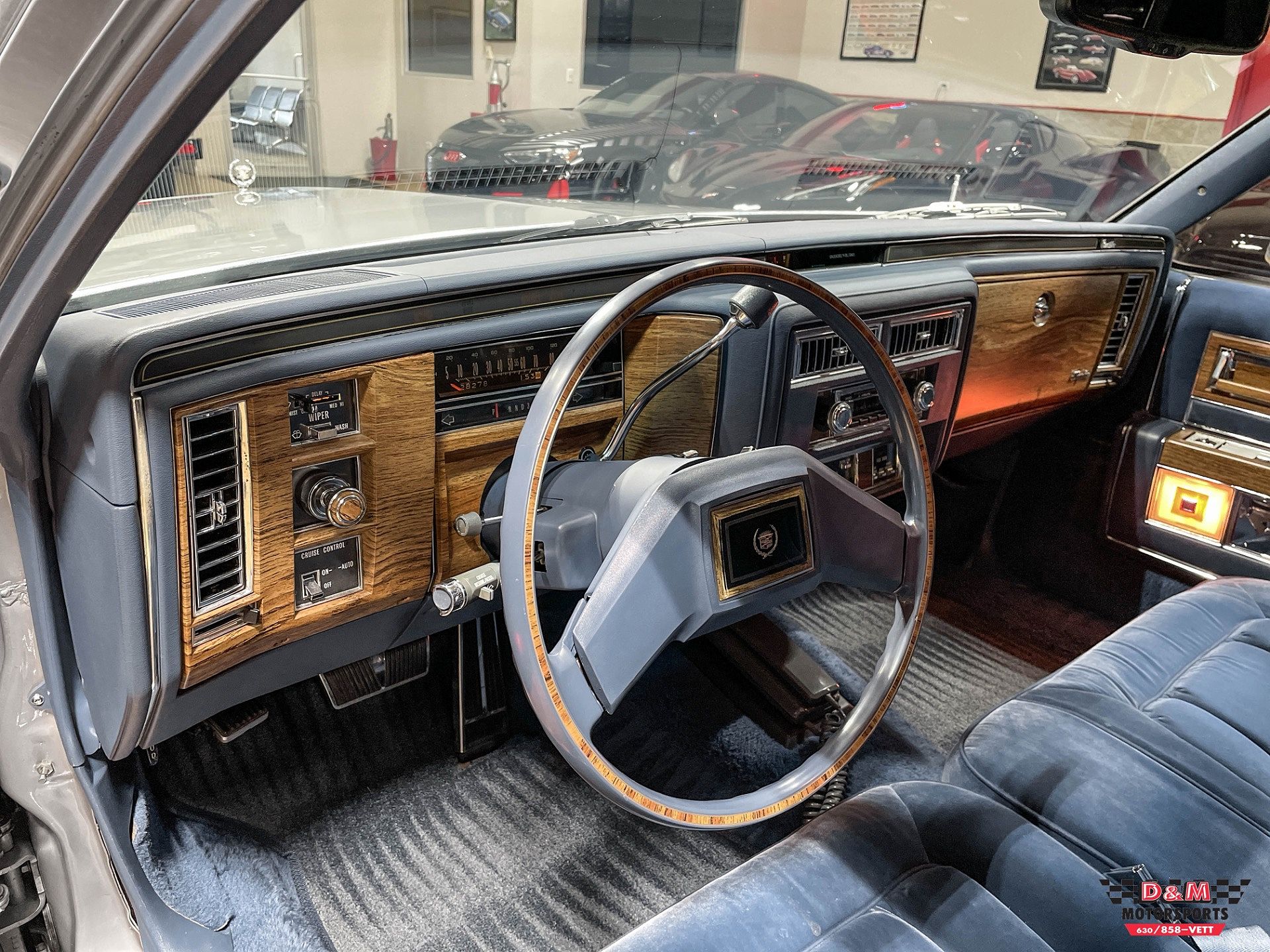 1983 Cadillac Fleetwood Brougham image 12