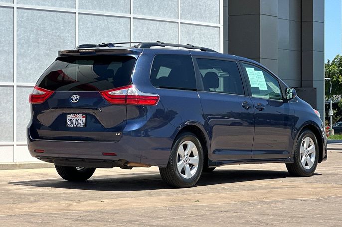 2018 Toyota Sienna