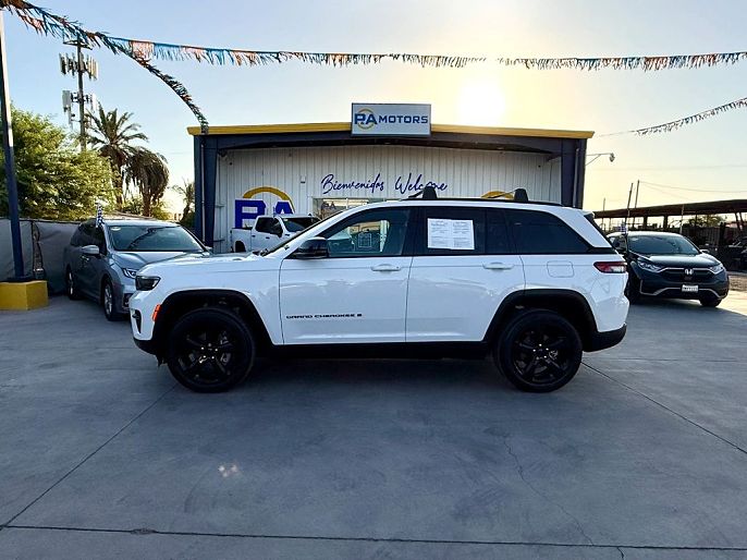 2023 Jeep Grand Cherokee