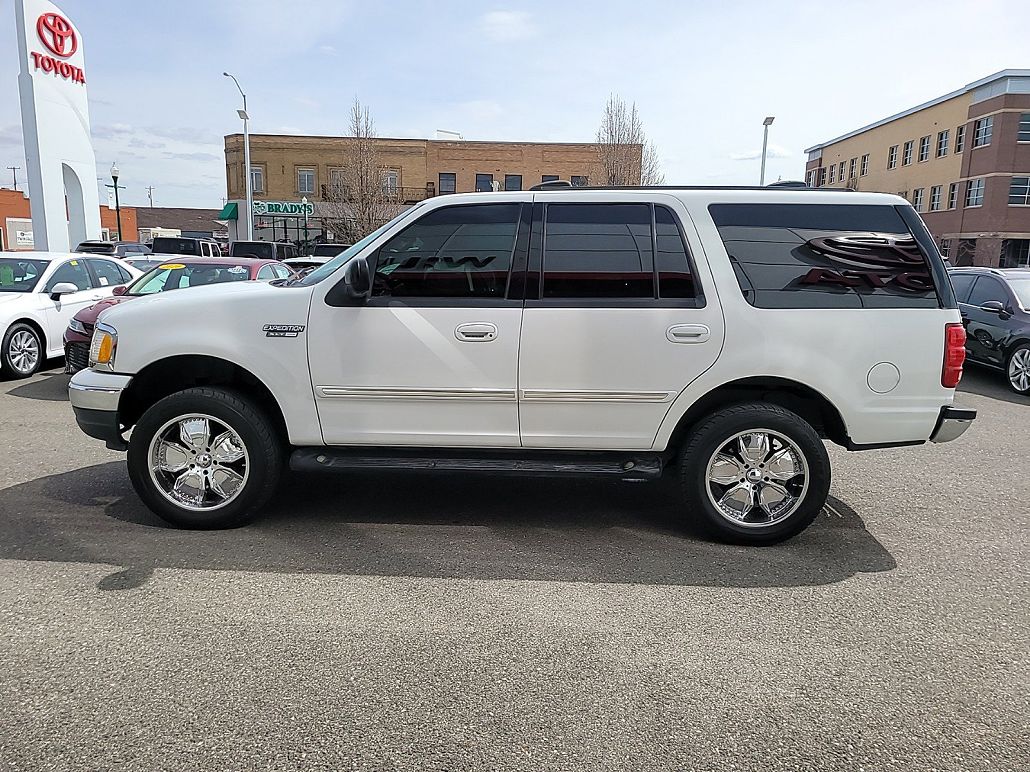 2002 Ford Expedition XLT image 5