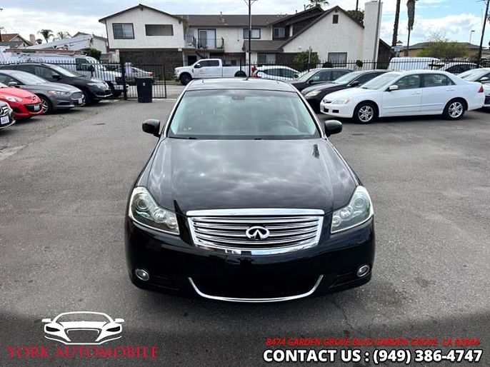 2010 Infiniti M35