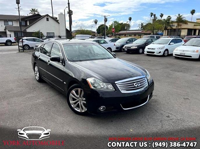 2010 Infiniti M35