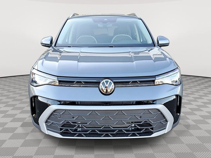 2025 Volkswagen Taos