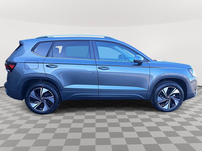 2025 Volkswagen Taos