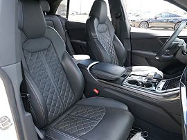 2023 Audi SQ8