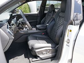 2023 Audi SQ8