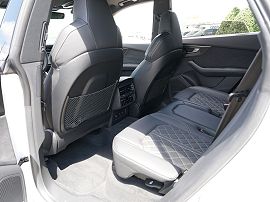 2023 Audi SQ8