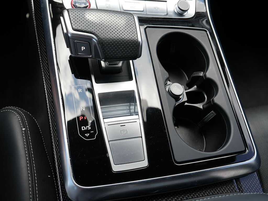 2023 Audi SQ8