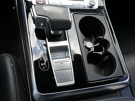 2023 Audi SQ8