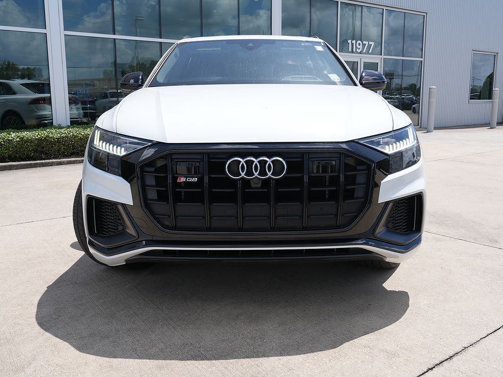 2023 Audi SQ8