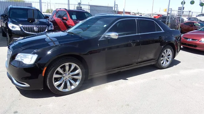2021 Chrysler 300