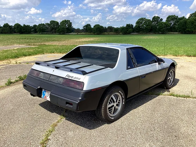 1984 Pontiac Fiero