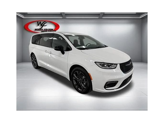 2026 Chrysler Pacifica