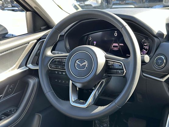 2024 Mazda CX-90 Premium photo 11