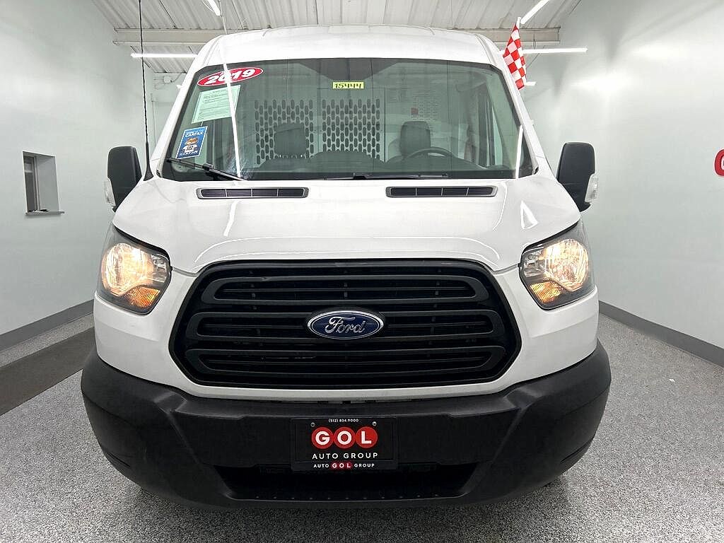 2019 Ford Transit null image 2