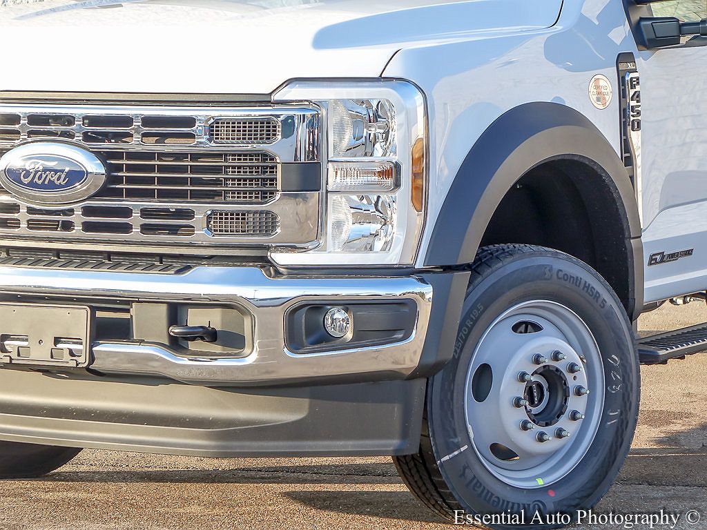 2024 Ford F-450 XL image 2
