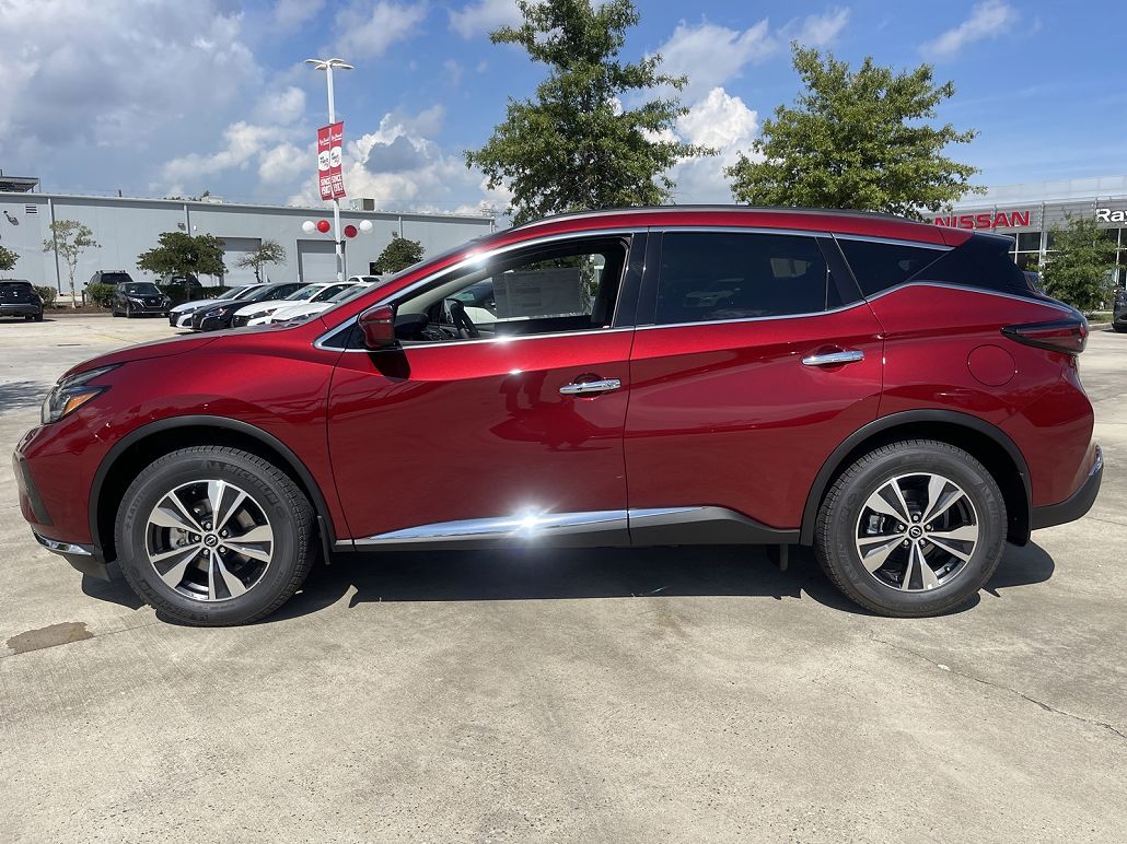 2024 Nissan Murano SV image 1